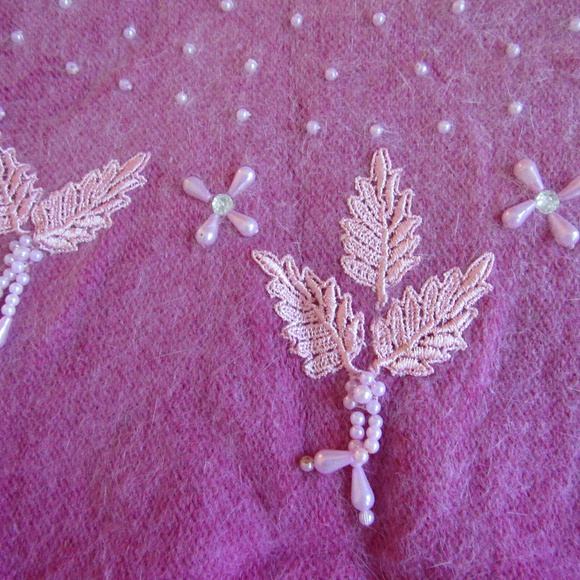 SWEATER PURPLE  SIZE 110 (M) - Picture 3 of 7